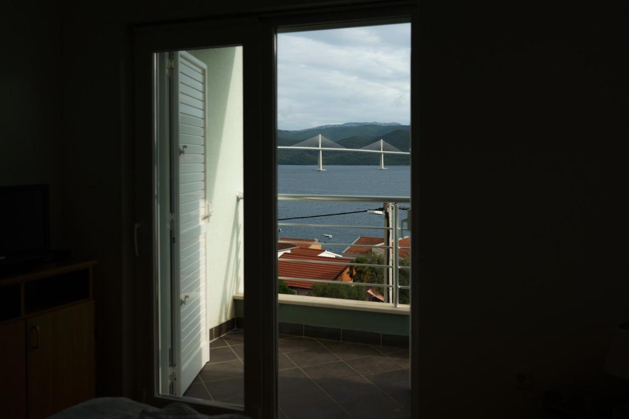 Apartment “Bel Ponte” Komarna Dış mekan fotoğraf